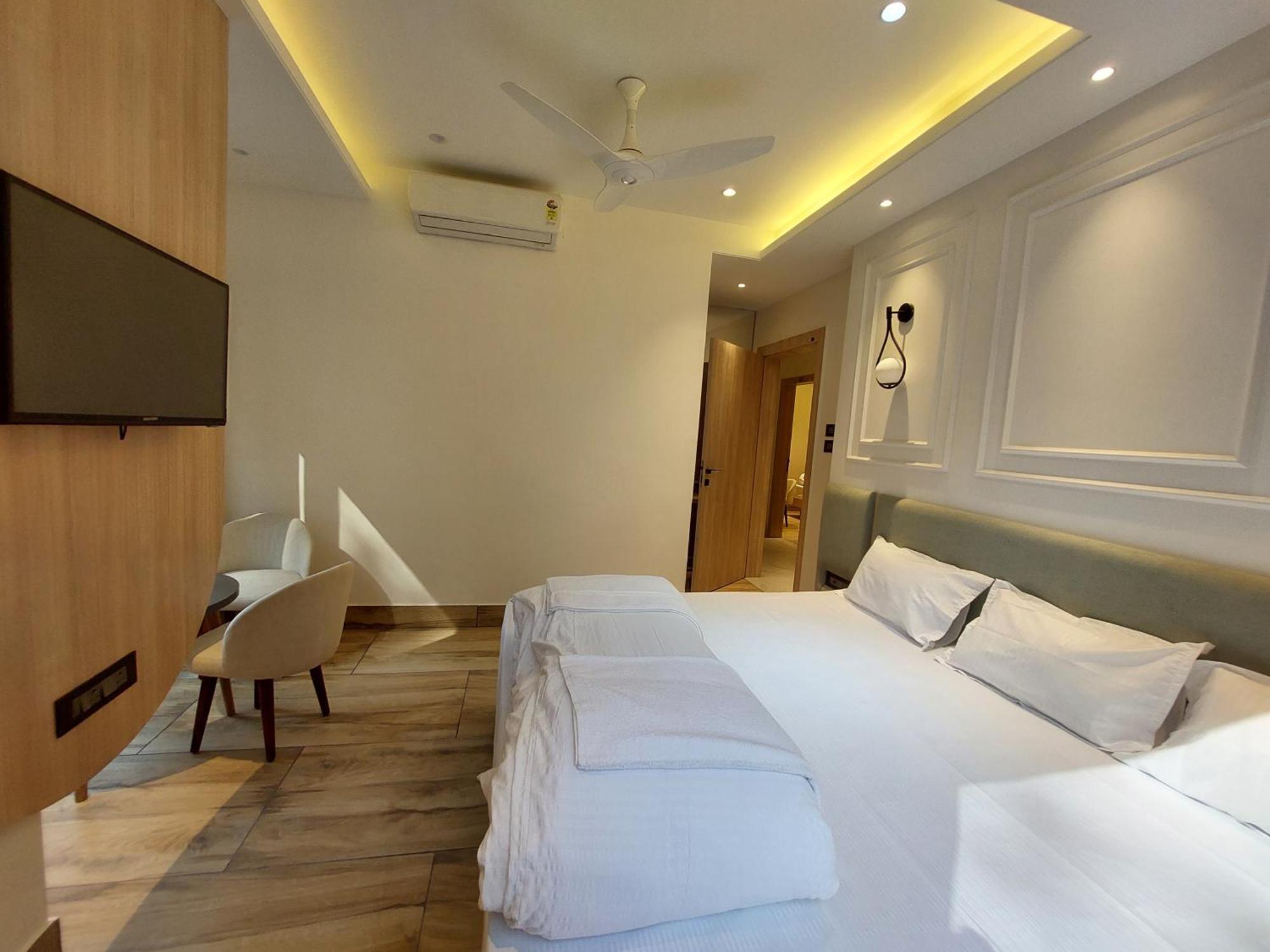 Rajasthani Dhani Hotel Khanapara 外观 照片