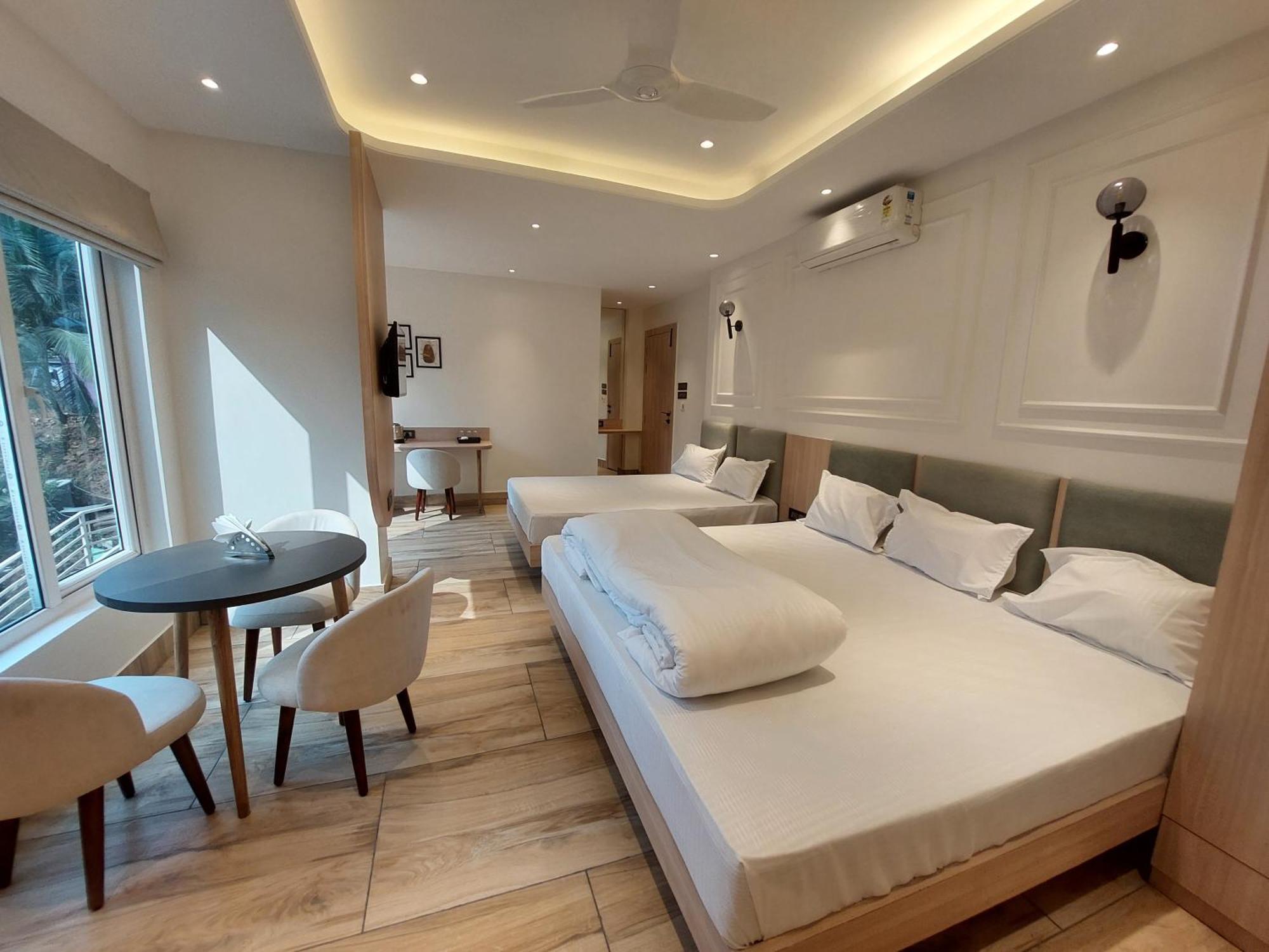 Rajasthani Dhani Hotel Khanapara 外观 照片
